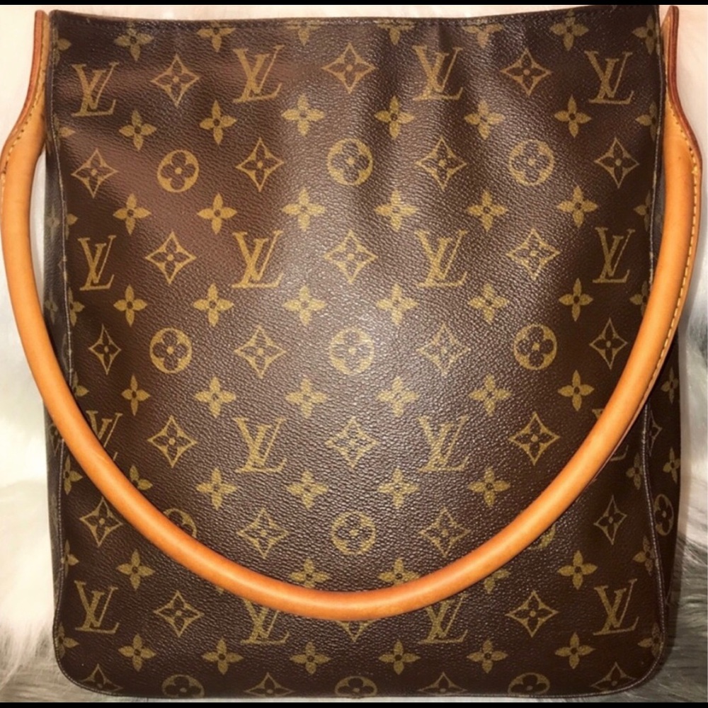 Pre-Loved Louis Vuitton Looping GM Shoulder bag